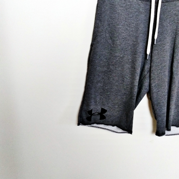 Under Armour Men's Gray Spell Out Athletic Shorts - Picture 4 of 6